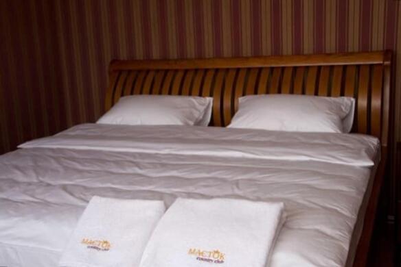 Maetok Country Club Hotell Petrovo Exteriör bild